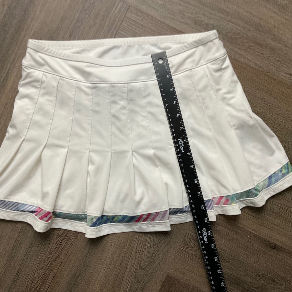 Lucky in Love Linen Nouveau Pleated Tennis Skort Womens Medium White Rainbow Hem - Picture 6 of 6